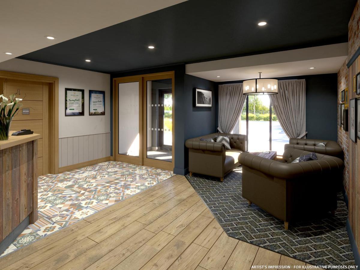The Churchill By Greene King Inns Royal Wootton Bassett Exteriör bild