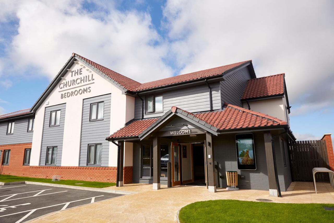 The Churchill By Greene King Inns Royal Wootton Bassett Exteriör bild
