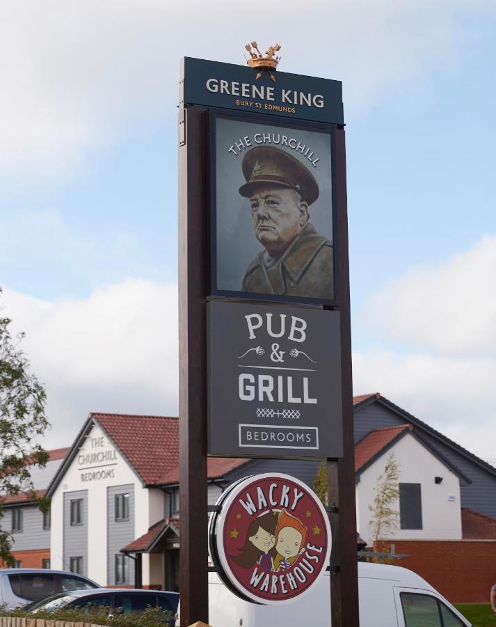 The Churchill By Greene King Inns Royal Wootton Bassett Exteriör bild